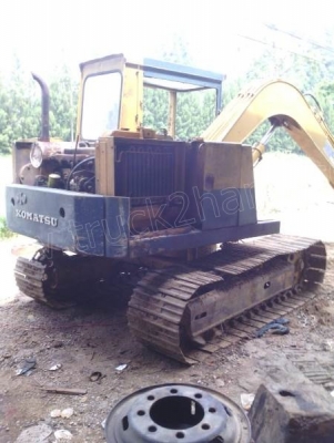 รถแบคโฮ KOMATSU 60-3 รถแบคโฮ KOMATSU 60-3