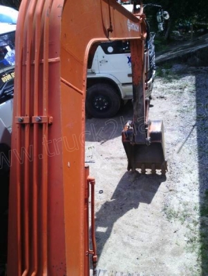 รถแบคโฮ HITACHI EX60 บอดี้สวย ช่วงล่างเต็ม รถแบคโฮ HITACHI EX60 บอดี้สวย ช่วงล่างเต็ม