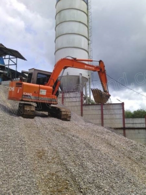 รถแบคโฮ HITACHI EX60 บอดี้สวย ช่วงล่างเต็ม รถแบคโฮ HITACHI EX60 บอดี้สวย ช่วงล่างเต็ม