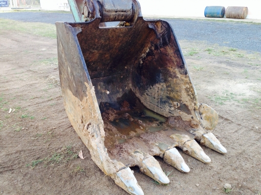 ขาย Kobelco SK200 mark 6 Super มีเล่มทะเบียน ขาย Kobelco SK200 mark 6 Super มีเล่มทะเบียน