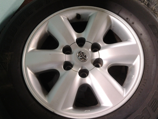 ล้อพร้อมยาง วีโก้ ขอบ17