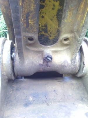 รถแบคโฮ SUMITOMO SH200 โซ่ดี แผ่นสวย เอวแน่น