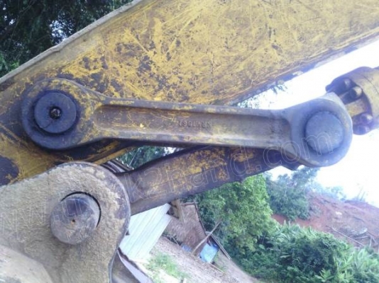 รถแบคโฮ SUMITOMO SH200 โซ่ดี แผ่นสวย เอวแน่น