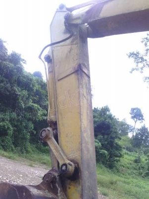 รถแบคโฮ SUMITOMO SH200 โซ่ดี แผ่นสวย เอวแน่น