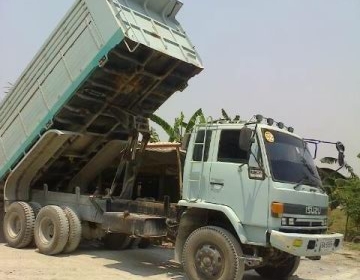 ขายนางฟ้า 240 ดัมพ์ มีระบบลากลูก เกียร์ฟูลเลอร์ สวยพร้อมใช้ โทร 088-450127