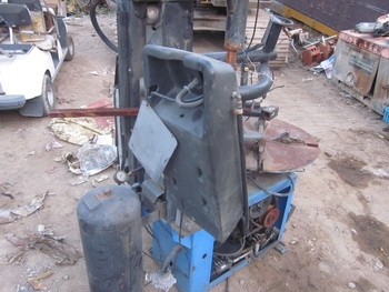 ขาย-เครื่องถอด เปลี่ยน ยางตัวใหญ่ ทำงานได้หลายอย่าง HOFMANN MONTY 3300 AX เส้นผ่านศูนย์กลาง 23 นิ้ว ขาย-เครื่องถอด เปลี่ยน ยางตัวใหญ่ ทำงานได้หลายอย่าง HOFMANN MONTY 3300 AX เส้นผ่านศูนย์กลาง 23 นิ้ว