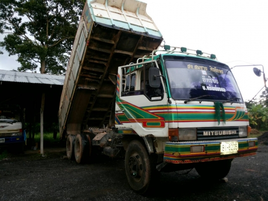 รถบรรทุก MITSUBISHI 10  ล้อใหญ่ 2 เพลา ราคา 620,000 บ.