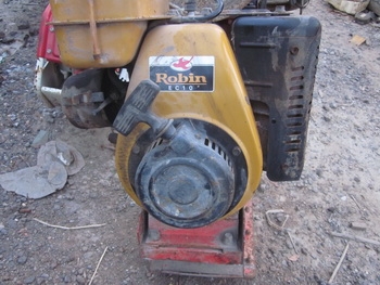 เครื่องตบดิน ก็เข้ามาแล้วนะครับ รุ่นแบบตบกระโดด หรือจิงโจ้ KAWAGUSHI KIR: 80 รีบหน่อยนะครับ เครื่องตบดิน ก็เข้ามาแล้วนะครับ รุ่นแบบตบกระโดด หรือจิงโจ้ KAWAGUSHI KIR: 80 รีบหน่อยนะครับ