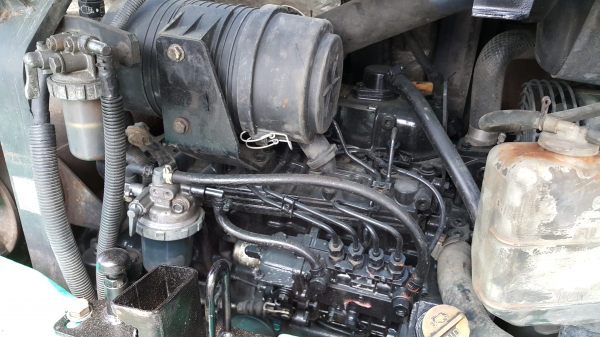 รถขุด KOMATSU รุ่น PC40MR รุ่นใหม่ สวย แทร็กเหล็ก มือสองญี่ปุ่น