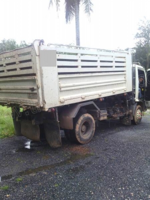 รถบรรทุก 6 ล้อดั้มพ์ HINO 175 ปี 55 รถบรรทุก 6 ล้อดั้มพ์ HINO 175 ปี 55