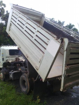 รถบรรทุก 6 ล้อดั้มพ์ HINO 175 ปี 55 รถบรรทุก 6 ล้อดั้มพ์ HINO 175 ปี 55