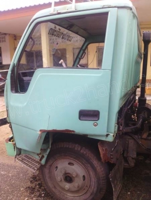 รถบรรทุกน้ำ 6 ล้อ MITSUBISHI CANTER 110 ขายตามสภาพ รถบรรทุกน้ำ 6 ล้อ MITSUBISHI CANTER 110 ขายตามสภาพ