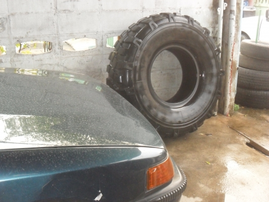 ยาง MICHELIN 395/85R20 สวยๆ 1 เส้น ราคา 4500 บาท