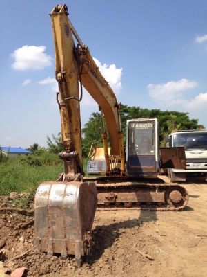 ขายแม็กโคร PC120-5โคมัสสุ สภาพดี พร้อมใช้งาน