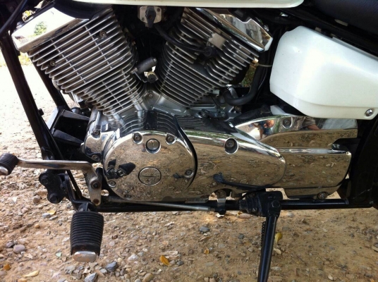 ((มาใหม่ครับ))ธารนนทบุรี//ขาย yamaha dragstar250 ปี2002 สภาพนางฟ้า พร้อมออกทริปกันยาวๆครับ เครื่องสมบูรณ์ ระบบไฟสมบูรณ์ทุกจุด ราคา 63,000 บาท อินวอยท์แท้