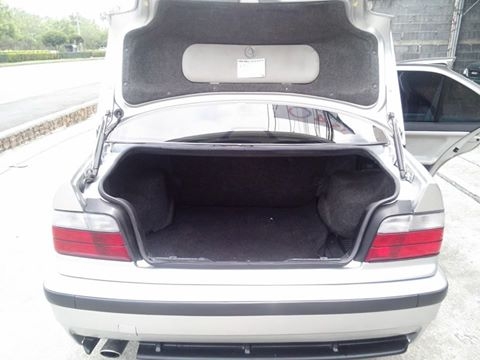 BMW 318I ปี 96 เกียร์ธรรมดา งามๆ เครื่องดี ไม่มีติดแก๊ส BMW 318I ปี 96 เกียร์ธรรมดา งามๆ เครื่องดี ไม่มีติดแก๊ส