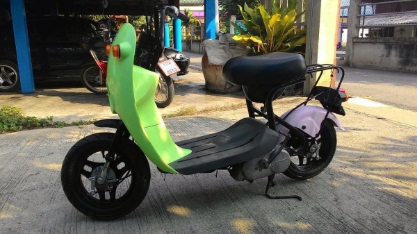 ((มาใหม่ครับ))ธารนนทบุรี//ขาย รถสกูตเตอร์ CHOINORI 50cc สวยๆน่ารัก สภาพพร้อมใช้ ระบบไฟระบบเครื่องสมบูรณ์ทุกจุด ราคา 15,000 บาท อินวอยท์