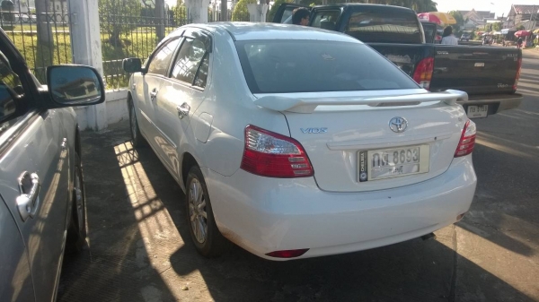 vios 2011 1.5E เกียร์ธรรมดา เดิม ไม่แก๊ส สภาพดี   70000ถ้วน