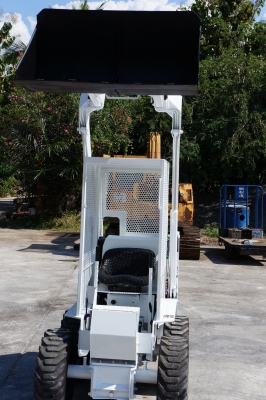 ขายรถตัก TCM BOBCAT CLASK 300