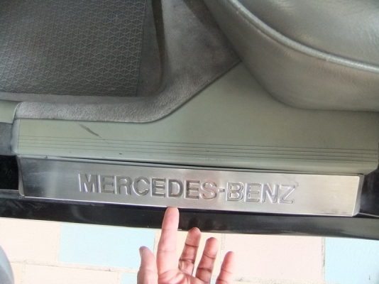 ขายครอบสแตนเลส สำหรับใส่บันไดแต่ง BENZรุ่น W210