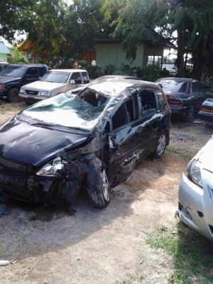 ฮอนด้าเเจ๊ชปี05โอนลอยบุคลเเยกขายอะไหลทุกชิ้น