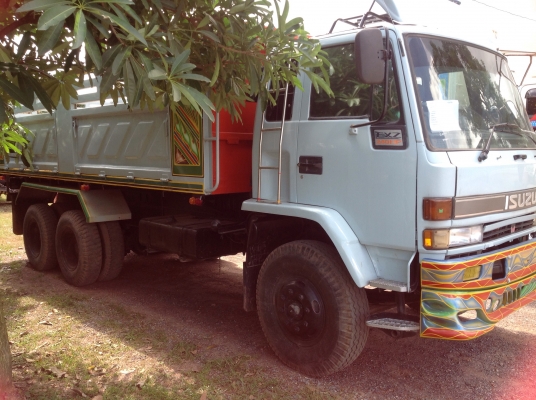 ขายรถบรรทุกสิบล้อดัมพ์ ISUZU FXZ23NFFR เครื่อง 240 แรง ปี 38 กระบะดัมพ์สามมิตร