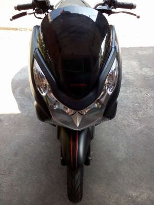 ขาย HONDA PCX 150 i ปี 56 สีดำด้าน สภาพดี รถวิ่งหมื่นกว่าๆ เล่มพร้อมโอน ขาย HONDA PCX 150 i ปี 56 สีดำด้าน สภาพดี รถวิ่งหมื่นกว่าๆ เล่มพร้อมโอน