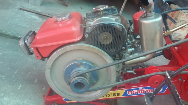 ขายเครื่อง อีที80 พร้อมโครงบิกจิ๋ว สภาพพร้อมใช้งานราคาเป็นกันเอง