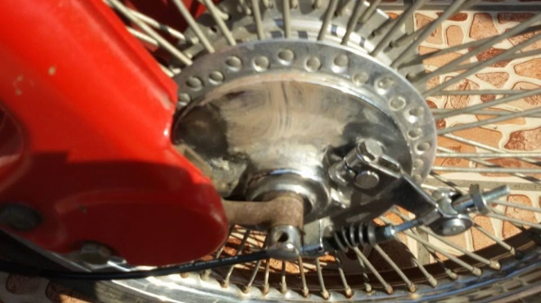 ตี่พิจิตร//ขายซี100 เครื่องเวฟ มีเล่มครับ