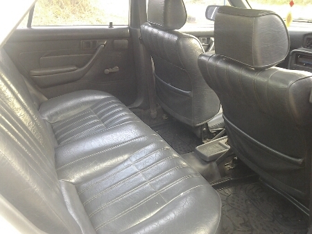 ขายรถยนต์ ปี91 โตโยต้า โคโรน่า รุ่นหน้ายิ้ม เครื่อง1600cc.คาบิว เกียร์ธรรมดา พวงมาลัยเพาเวอร์ แอร์เย็น ล้อแม็ก เครื่องดี ช่วงล่างดี ขายถูกๆตามสภาพ(ไม่ใช่แท็กซี่100\%)