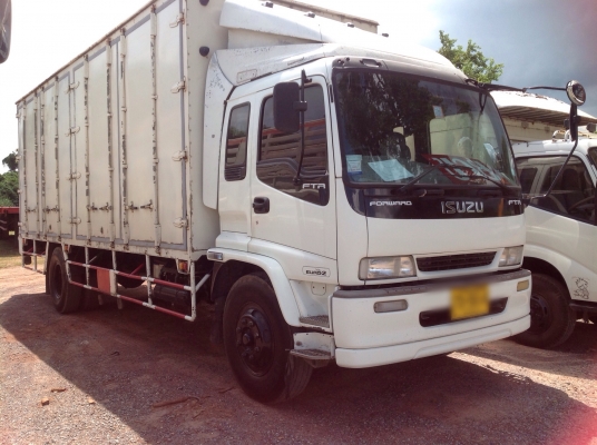ขายรถบรรทุกหกล้อตู้แห้ง ISUZU FTR33P24 เครื่อง 200 แรง ปี 49 ทะเบียนพร้อม