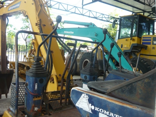 รถขุด Komatsu PC40-6 รถเก่านอก นำเข้าจากญี่ปุ่น พร้อมใช้งาน 091 695-6445