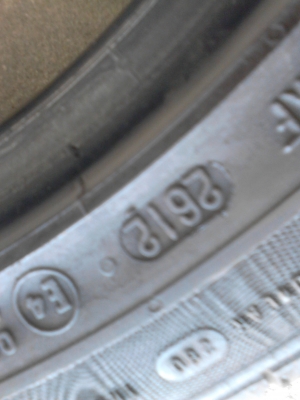 195/50R16 Continental ContiPremiumcontact2   ชุด 4 เส้น  TEL.081-427-3941