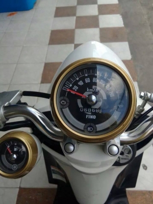 ใหม่ล่าสุด Yamaha Fino FI ปี 2556 ลาย Fashion รถอย่างสวย หัวฉีดประหยัดน้ำมัน ใหม่ล่าสุด Yamaha Fino FI ปี 2556 ลาย Fashion รถอย่างสวย หัวฉีดประหยัดน้ำมัน