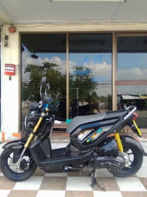 ทะเบียนสวย Honda Zoomer X ปี 2556 ตัว TOP คอมบายเบรค รุ่นใหม่ล่าสุด รถสวยมากๆขายอย่างถูก ทะเบียนสวย Honda Zoomer X ปี 2556 ตัว TOP คอมบายเบรค รุ่นใหม่ล่าสุด รถสวยมากๆขายอย่างถูก