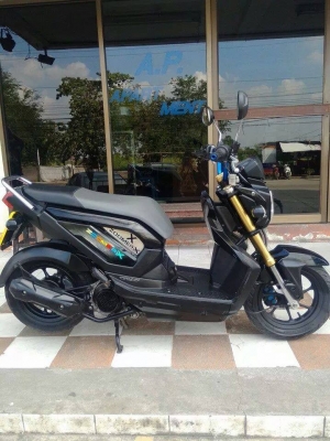 ทะเบียนสวย Honda Zoomer X ปี 2556 ตัว TOP คอมบายเบรค รุ่นใหม่ล่าสุด รถสวยมากๆขายอย่างถูก ทะเบียนสวย Honda Zoomer X ปี 2556 ตัว TOP คอมบายเบรค รุ่นใหม่ล่าสุด รถสวยมากๆขายอย่างถูก