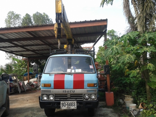 ขายหกล้อ 100hp ติดเครน 3 ตัน