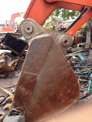 HITACHI EX200-2