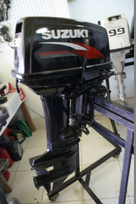 เครื่องเรือ ซูซูกิ 30แรงม้า หางสั้น17นิ้ว สตาร์ทไฟฟ้า/สตาร์ทมือ เครื่อง2จังหวะ เครื่องเรือ ซูซูกิ 30แรงม้า หางสั้น17นิ้ว สตาร์ทไฟฟ้า/สตาร์ทมือ เครื่อง2จังหวะ