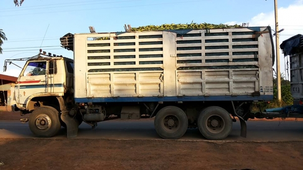 **975,000 บ.ต่อรอง**ขาย18ล้อพ่วงแม่ลูก ไม่ดั้ม ISUZU JUMBO คัสซี351xx วางเครื่อง6SD1-240เทอโบ เกียร์GIGA (ลงเล่ม) เครื่องดี แน่นดี แรง เกียร์ดีไม่หลุด ช่วงล่างใหญ่ คัสซีใหญ่ ไม่ผุ กระบะเหล็กเกษตรสภาพดี พื้นดีข้างดีไม่ผุ หัวเก๋งเดิมสภาพพอใช้ ภายในไม่สวย พ.