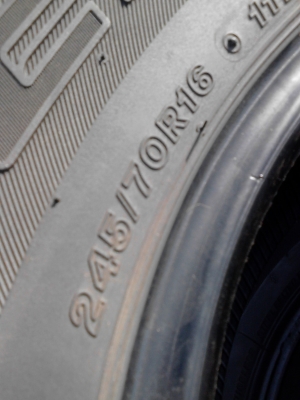 245/70R16 BRIDGE STONE DUELER H/T 840 มีชุด 4 เส้น  โทร.081-427-3941