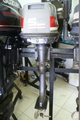 เครื่องเรือ ยามาฮ่า 5แรงม้า 2จังหวะ หางสั้น17นิ้ว