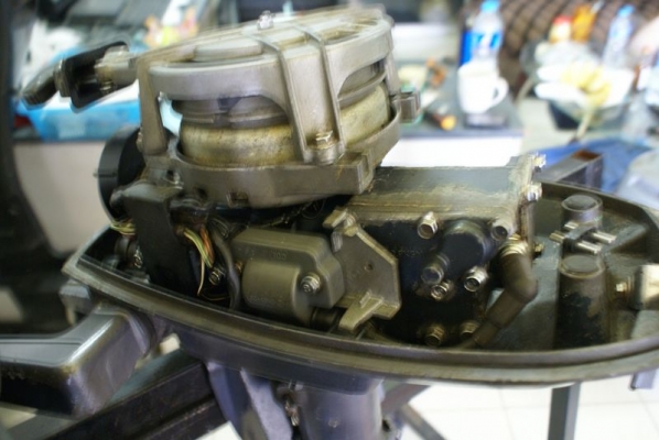 เครื่องเรือ ยามาฮ่า 5แรงม้า 2จังหวะ หางสั้น17นิ้ว