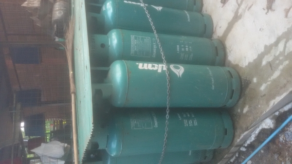 ขายถังแก็ส ยี่ห้อ ปตท 48 kg ราคาถูก สภาพดีมาก ขายถังแก็ส ยี่ห้อ ปตท 48 kg ราคาถูก สภาพดีมาก