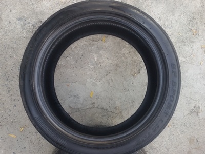ขายยาง225/45/18 ปี4310 DUNLOP LM703  1 คู่