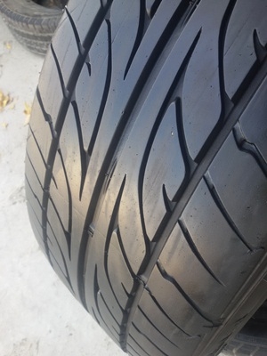 ขายยาง225/45/18 ปี4310 DUNLOP LM703  1 คู่