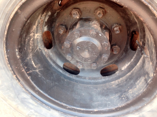 MITSUBISHI FUSO FN527S TURBO 220 HP TF 3672 สิบล้อดั๊มพ์ รถสวยมากครับ เครื่องเดิมเกียร์เดิมแน่นแรงดีมาก หัวเก๋งบางๆเดิมๆมากภายในคอนโซลครบพร้อม พวงมาลัยเพาเวอร์ ระบบเบรคทริ๊ปฟี้ครบครัน ช่วงล่างคัชซีสวยตลอดเส้นไม่มีบวม เอกสารทะเบียนครบพร้อมโอน ราคาต่อรองได้ MITSUBISHI FUSO FN527S TURBO 220 HP TF 3672 สิบล้อดั๊มพ์ รถสวยมากครับ เครื่องเดิมเกียร์เดิมแน่นแรงดีมาก หัวเก๋งบางๆเดิมๆมากภายในคอนโซลครบพร้อม พวงมาลัยเพาเวอร์ ระบบเบรคทริ๊ปฟี้ครบครัน ช่วงล่างคัชซีสวยตลอดเส้นไม่มีบวม เอกสารทะเบียนครบพร้อมโอน ราคาต่อรองได้