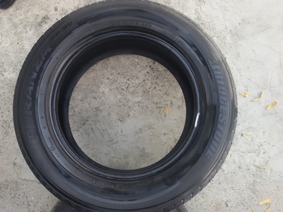 ขายยาง215/60/16 ปี 3612 BRIDGRSTONE TURANZA GR90  4 เส้น
