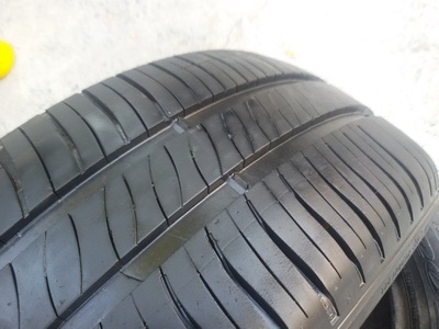 ขายยาง185/55/15 ปี 12  MICHERLIN ENERGY XM2 4 เส้น