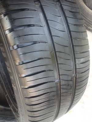 ขายยาง185/55/15 ปี 12  MICHERLIN ENERGY XM2 4 เส้น